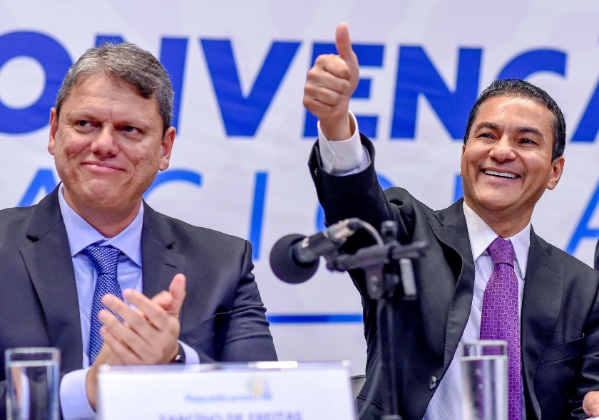 52844563184 b0e8d2e8cd 6k 1