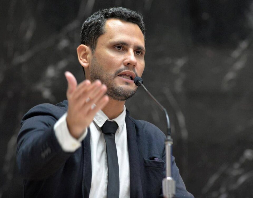 politica cleitinho azevedo romeu zema senado noraldino junior 1709175071