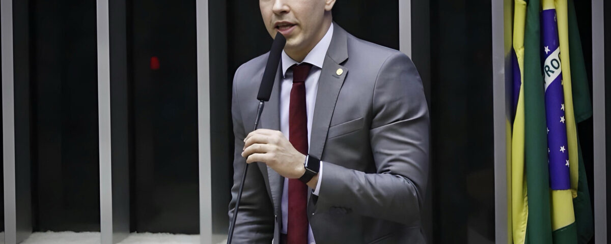 70A24DA2 14BE 4243 9C52 91EE89C4137C